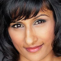 Sarayu Blue Desnuda