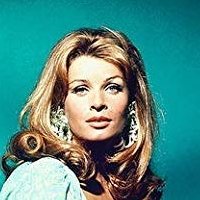 Senta Berger Desnuda