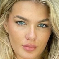 Stephanie Peterson Desnuda