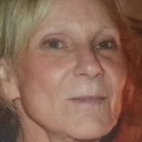 Sue Bowser Desnuda