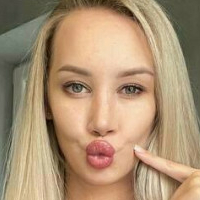 sweet-blonde Desnuda