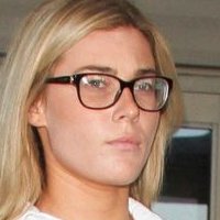 Tara King Desnuda