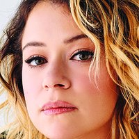 Tatiana Maslany Desnuda