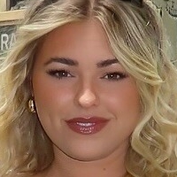 Tatum Blinn Desnuda