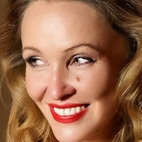 Terralucie Desnuda