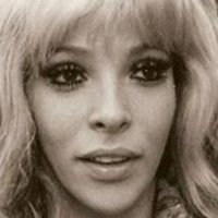 Thelma Tixou Desnuda