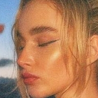 Turnttoni Desnuda