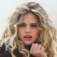 Valerie Van Der Graaf Desnuda