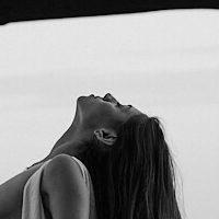 Vihro Desnuda