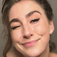 VivianWest Desnuda