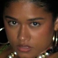 Wahyne Desnuda