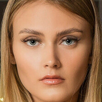 Wiktoria Mazur Desnuda