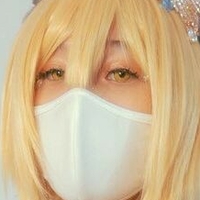 Yawarakai Luna Desnuda
