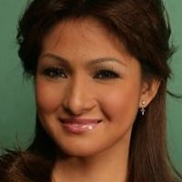 Ynez Veneracion Desnuda