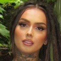 Zhavia Desnuda