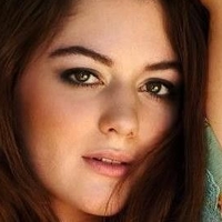 Zoelle Frick Desnuda
